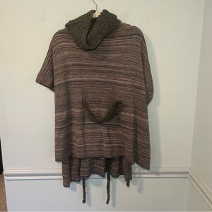 NWT Shupaca Alpaca Brown & Grey Stripe Poncho Size OS